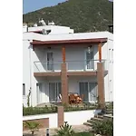 Dibek Homes & Pensiune Yalıkavak