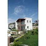 Dibek Homes & Pensiune