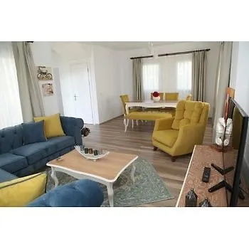 Dibek Homes & Πανσιόν 4*