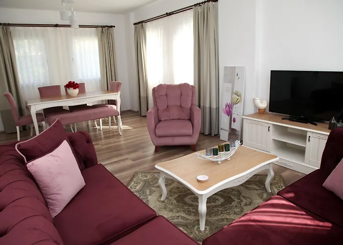 Dibek Homes & بيت ضيافة