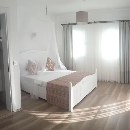 Dibek Homes & 4* يالِكافاك