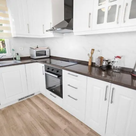 Dibek Homes & 4*