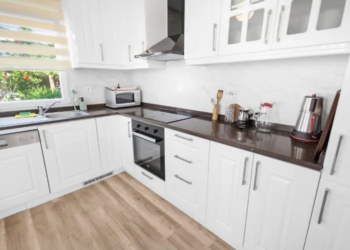 Dibek Homes & 4*