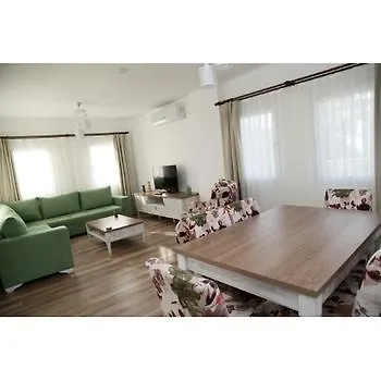 Dibek Homes & Πανσιόν